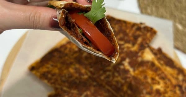 Hazır Yufkadan Lahmacun