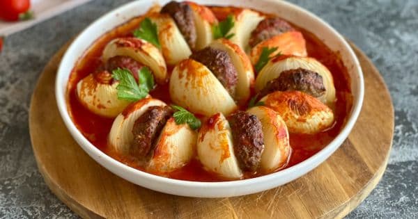 Köfteli Soğan Kebabı