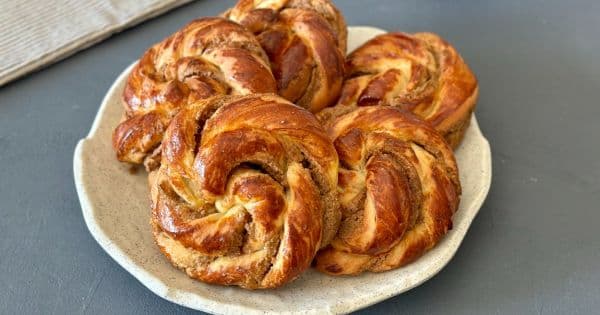 Haşhaş Ezmeli Çörek