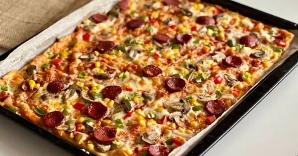 Yufkadan Pizza