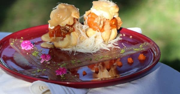 Tahin Soslu Bal Kabaklı Profiterol