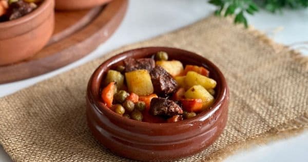 Güveçte Orman Kebabı