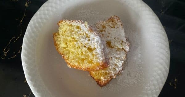 Limon Soslu Yumuşak Kek