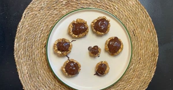 Pekmezli Yulaf Tart