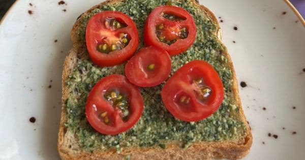 Ev Yapımı Kolay Pesto Sos