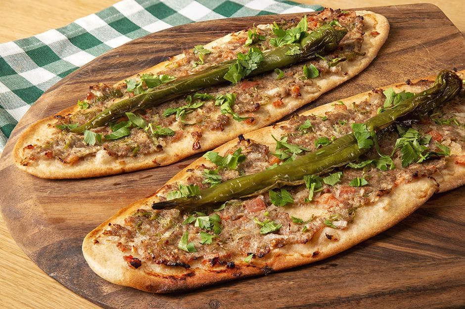 Konya'dan Etli Ekmek