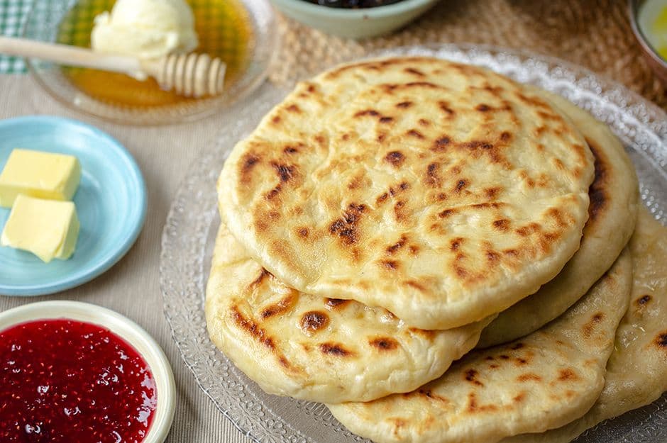 Yumuşacık Yağlı Bazlama