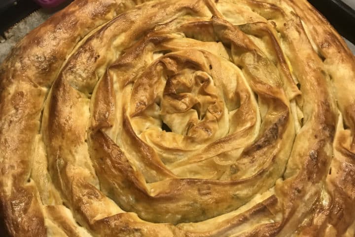 Pırasa ve Bulgurlu Börek