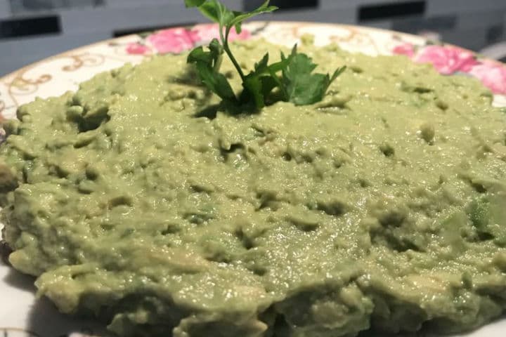 Avokadolu Humus