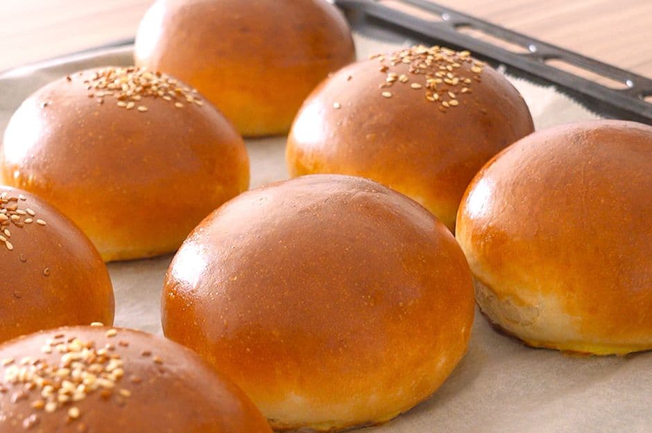 Ev Yapımı Hamburger Ekmeği