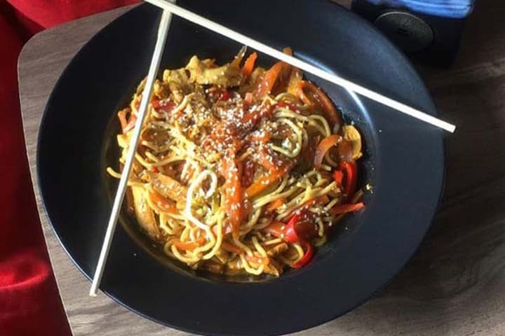 Tavuklu Sebzeli Noodle