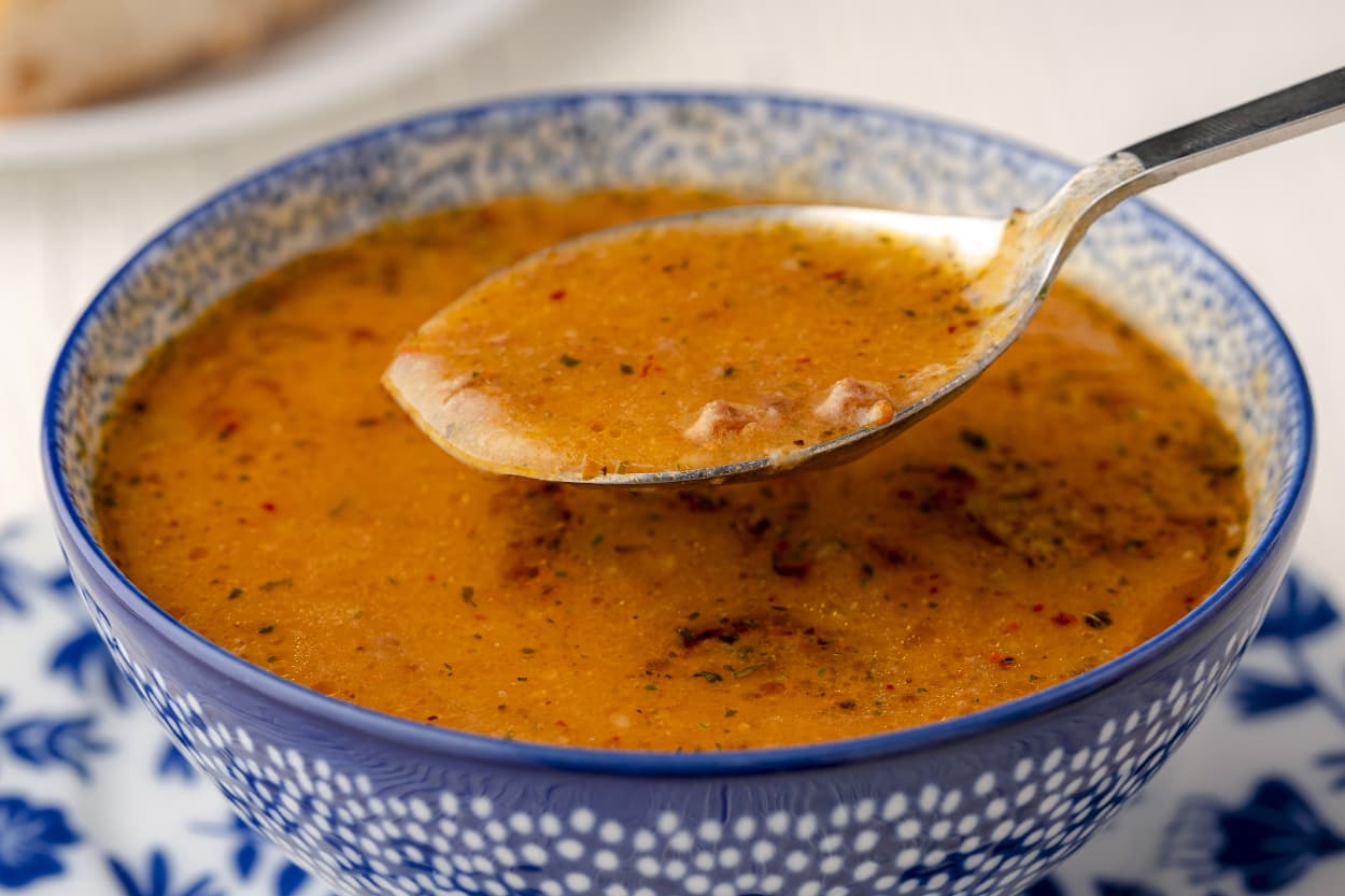 Kıymalı Tarhana Çorbası