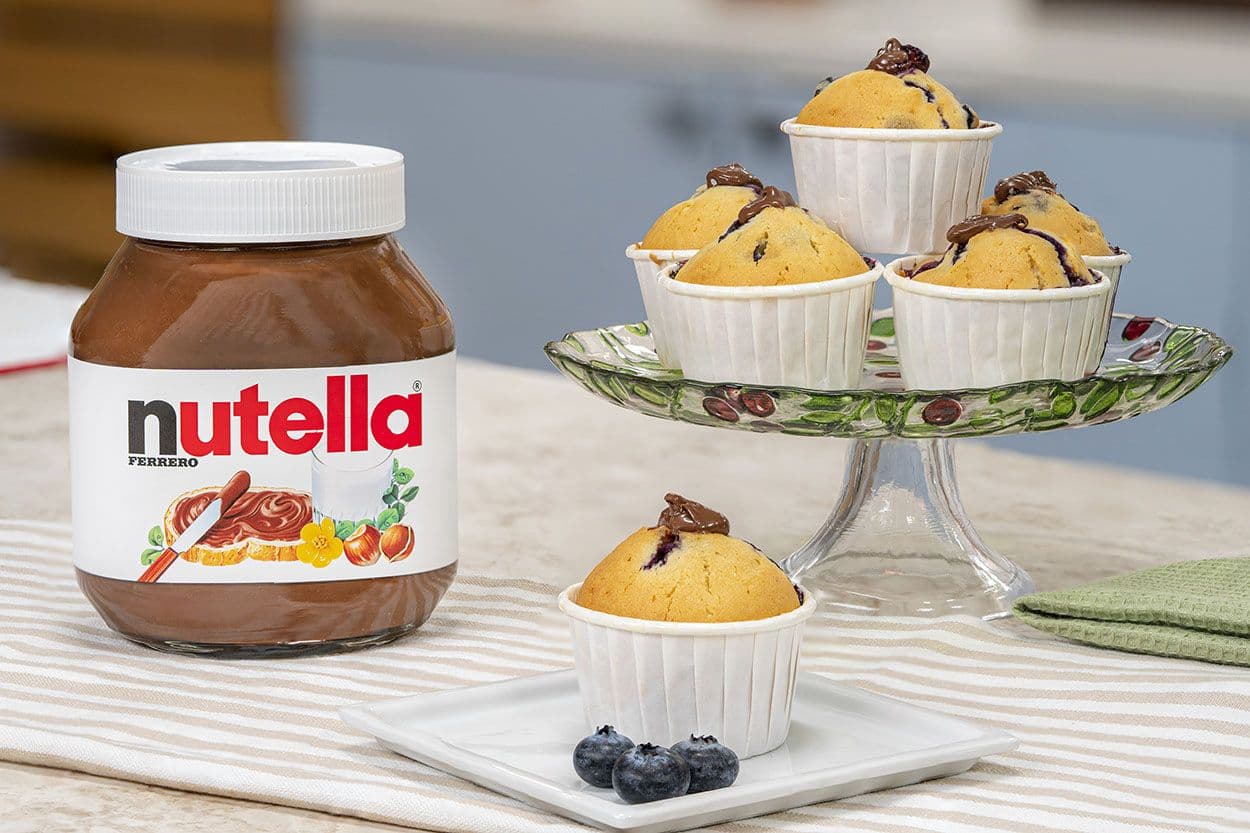 Nutella'lı ve Yaban Mersinli Kek