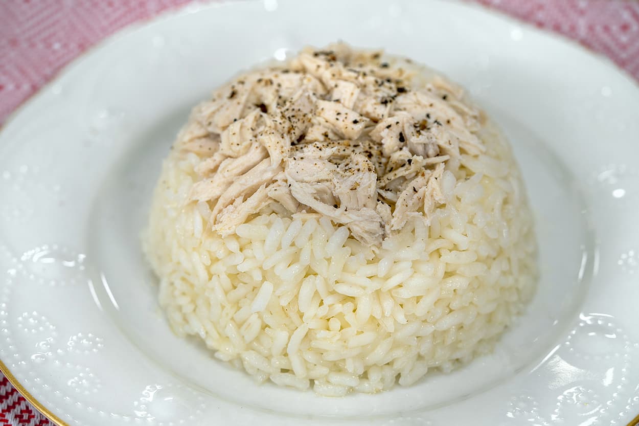 Mikrodalga Fırında Tavuklu Pilav