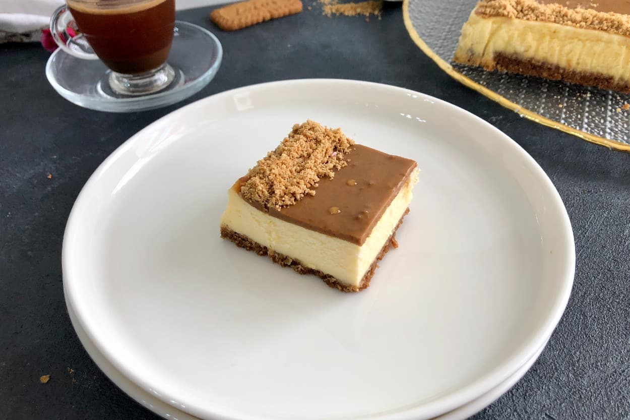 Karamelize Bisküvili Cheesecake