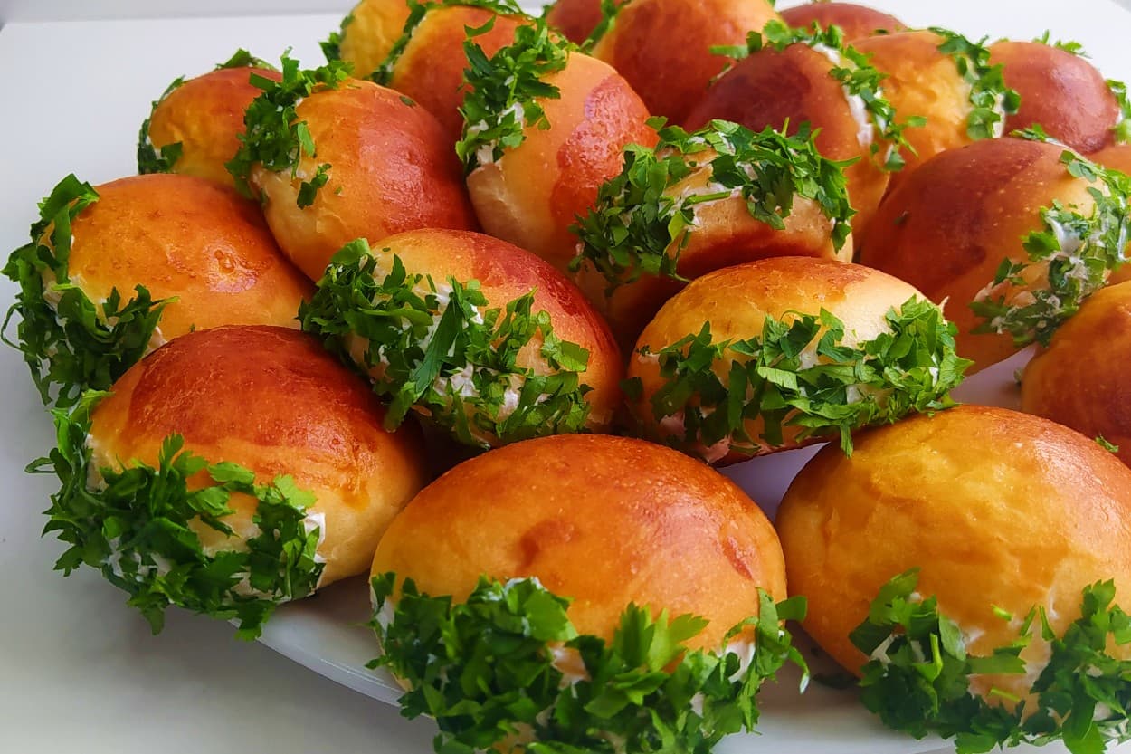 Sakallı Poğaça