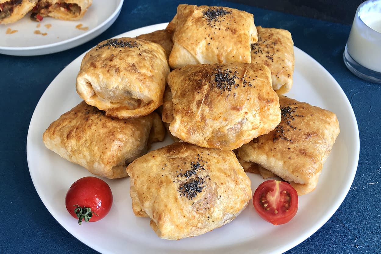 Patlıcanlı Talaş Böreği