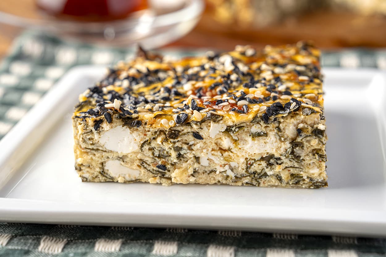 Ispanaklı Tahinli Yumurta
