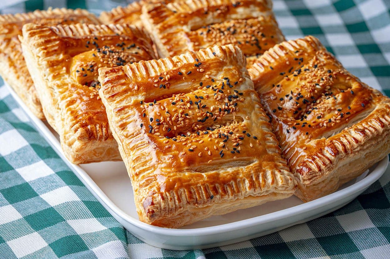Pırasalı Puf Börek