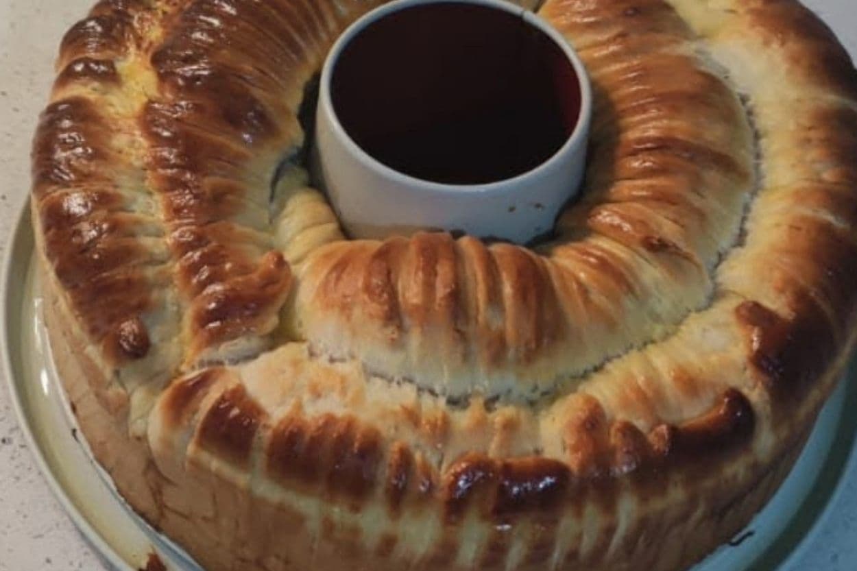 Kek Kalıbında Pratik Çörek