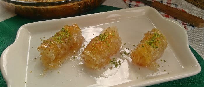 Hazır Yufkadan Büzme Baklava