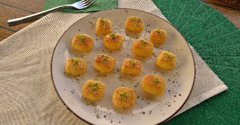 Lokmalık İrmik Tatlısı