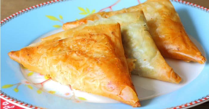 Üçgen Börek