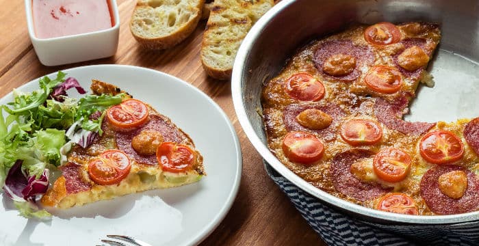 Kahvaltılık Yumurtalı Patates Pizzası