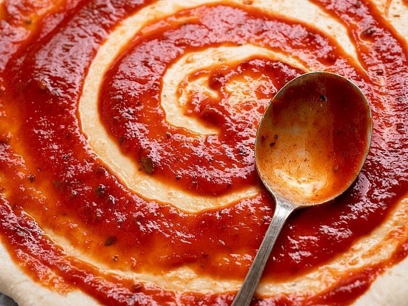 5 Dakikada Pizza Sosu