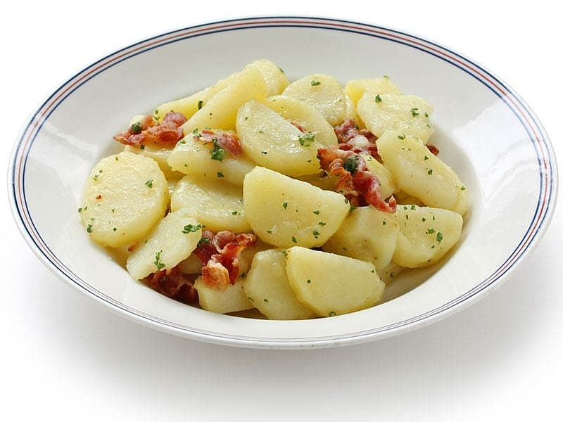 Alman Usulü Patates Salatası (Kartoffelsalat)