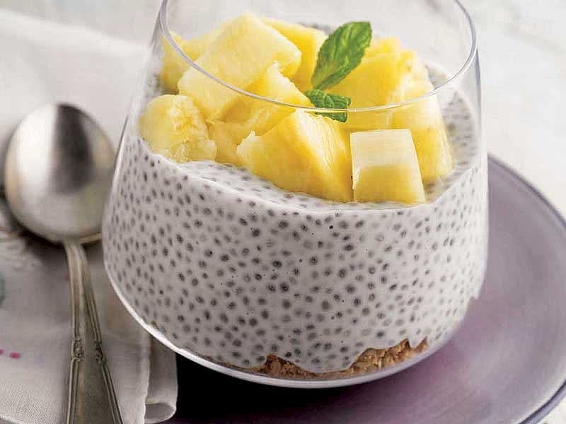 Ananaslı Chia Pudingi