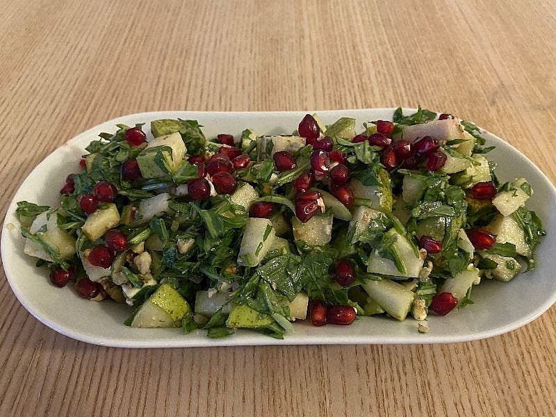 Armutlu Roka Salatası