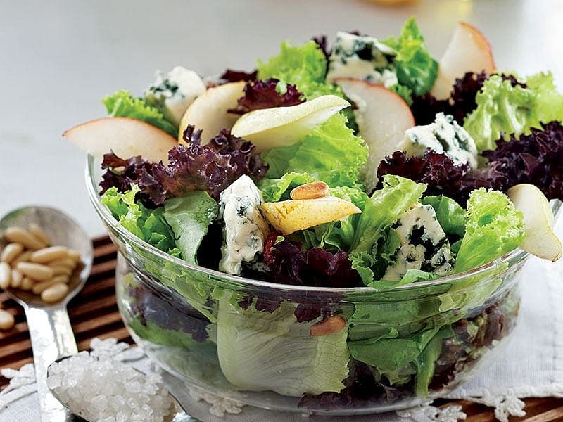 Armutlu Ve Rokfor Peynirli Salata