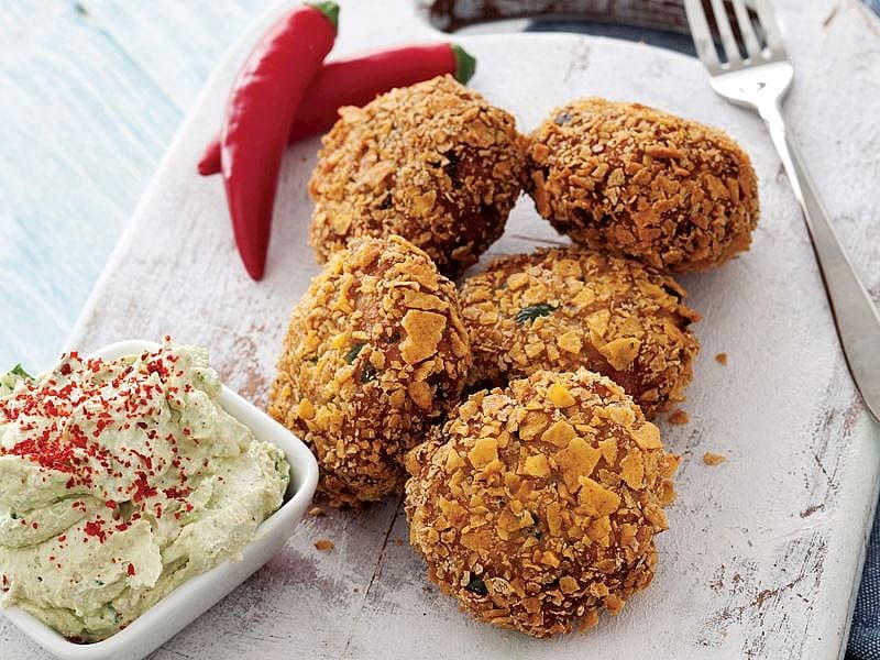 Avokado Soslu Hindi Köftesi