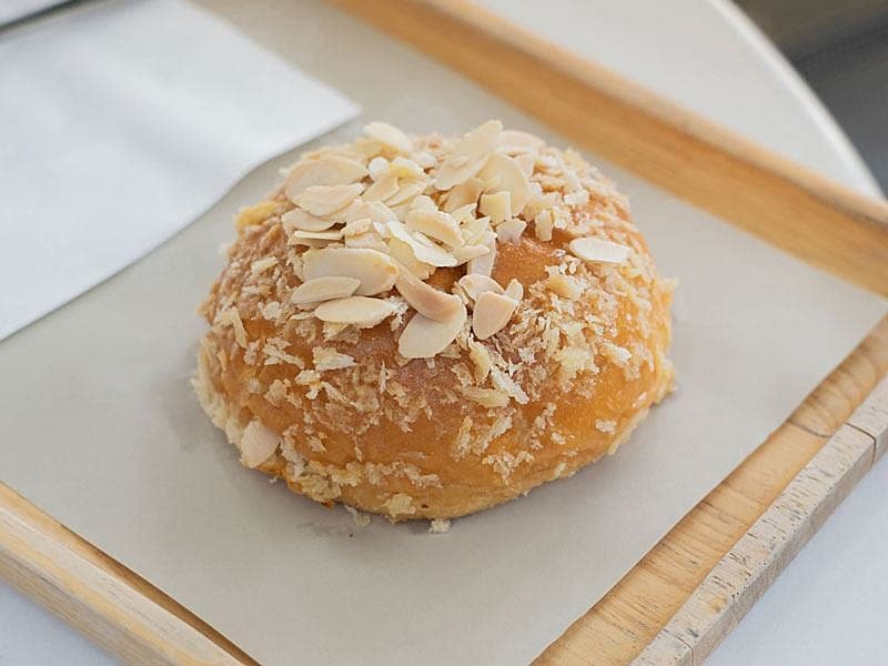 Bademli Ekmek