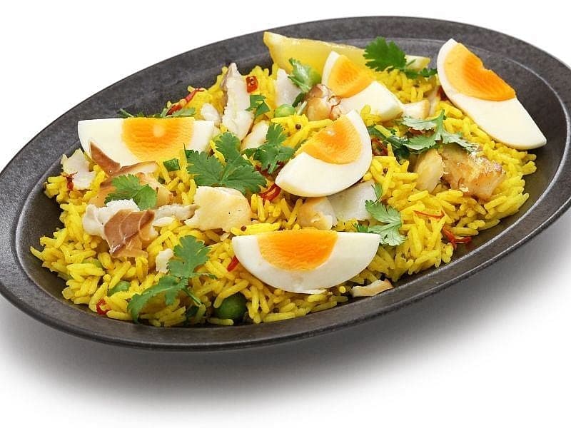 Balık Ve Yumurtalı Pilav