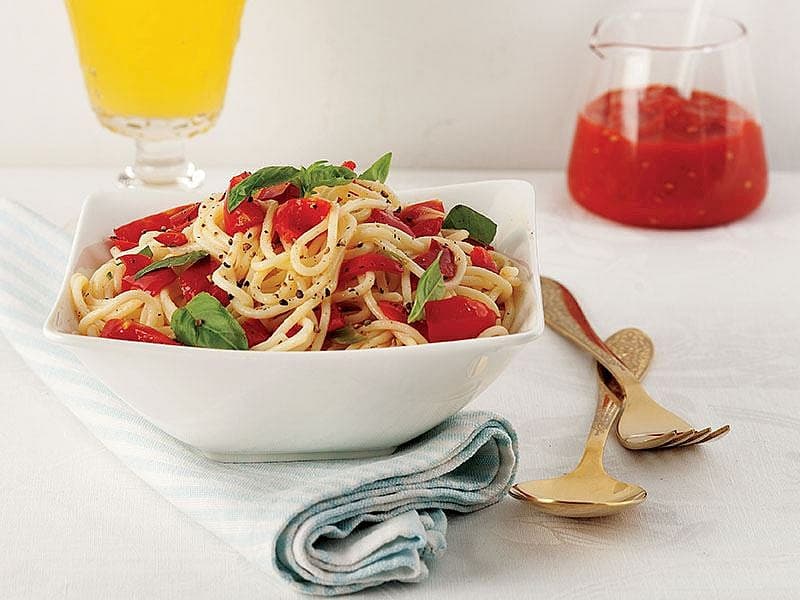 Biberli Ve Kiraz Domatesli Spagetti