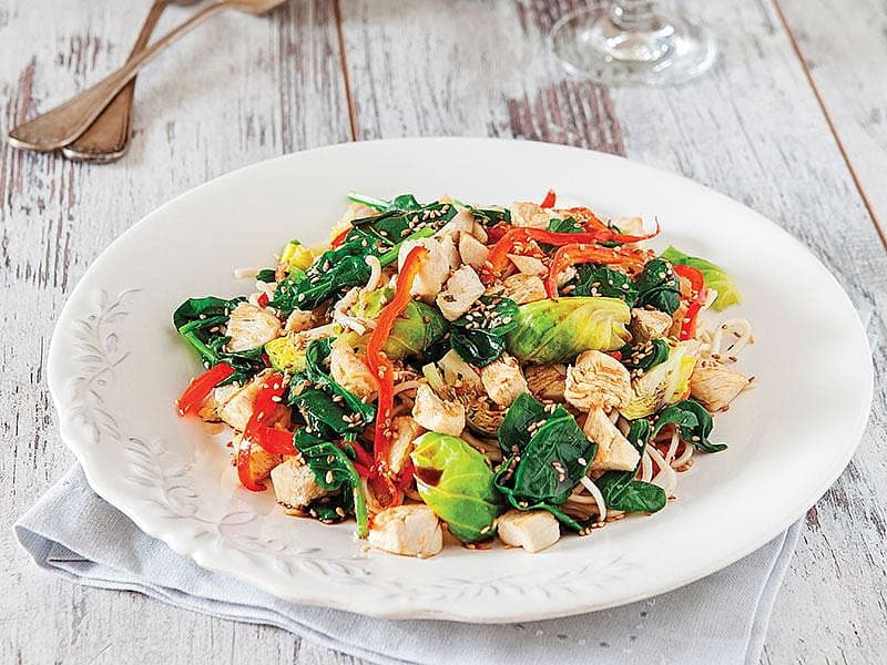 Brüksel Lahanalı Ve Tavuk Etli Noodle