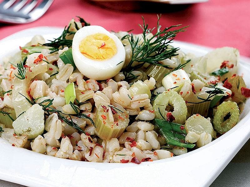 Buğdaylı Rezene Salatası