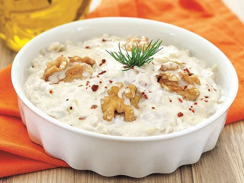 Cevizli Ve Tahinli Kabak Salatası