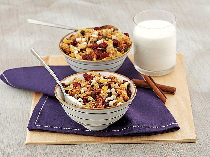 Çikolatalı Ve Fındıklı Granola
