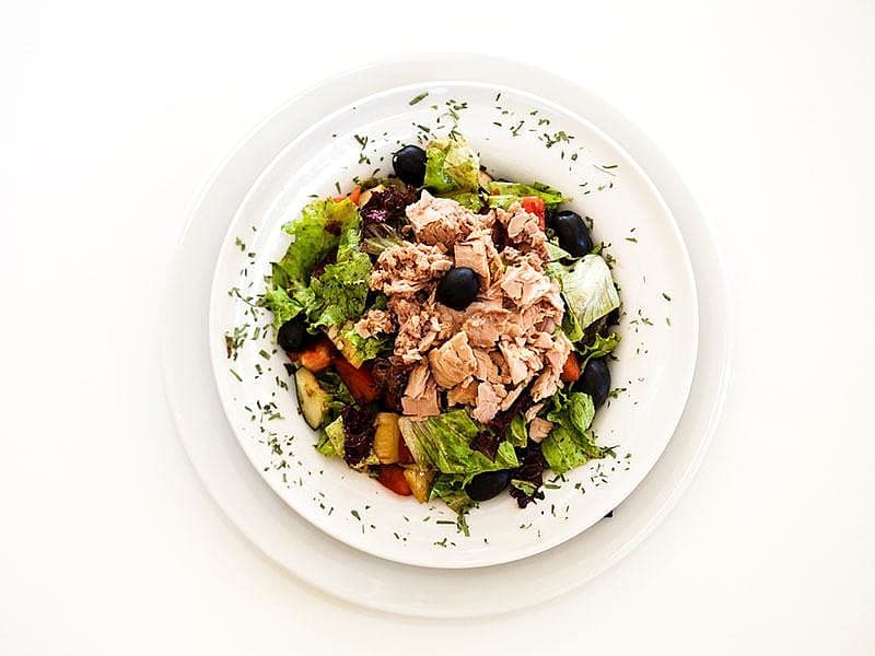 Çiroz Salatası