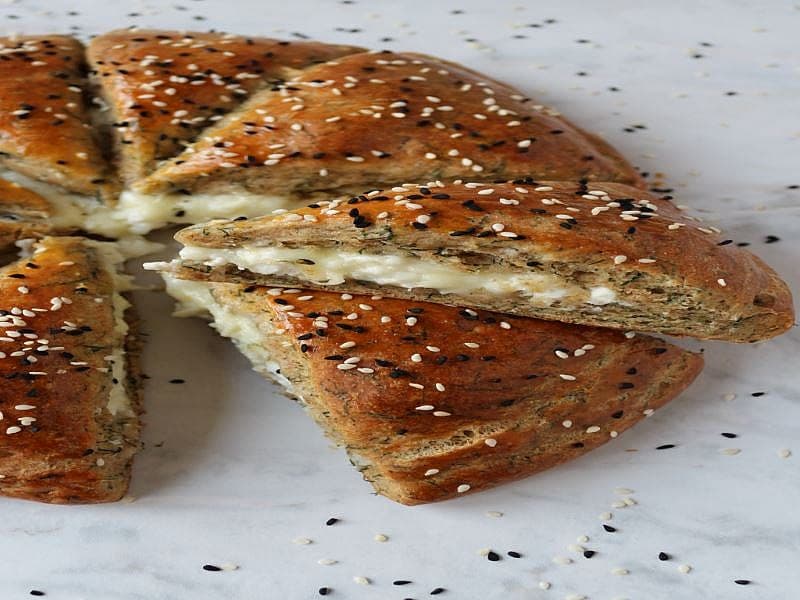 Peynirli Dilim Poğaça