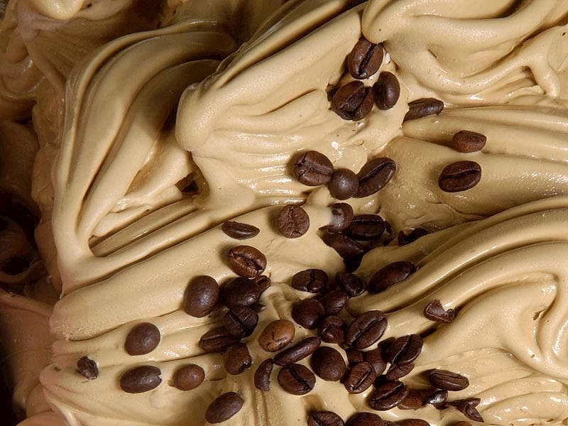Ev Yapımı Kahveli Gelato