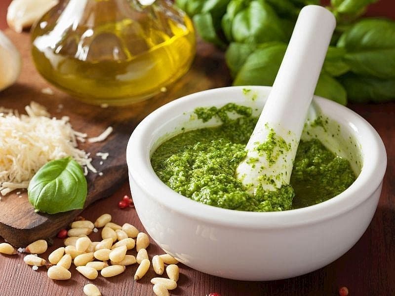 Ev Yapımı Pesto Sos