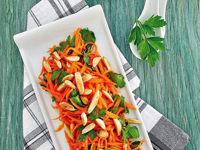 Fas Usulü Ballı Havuç Salatası