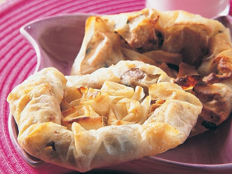 Fas Usulü Tavuklu Börek
