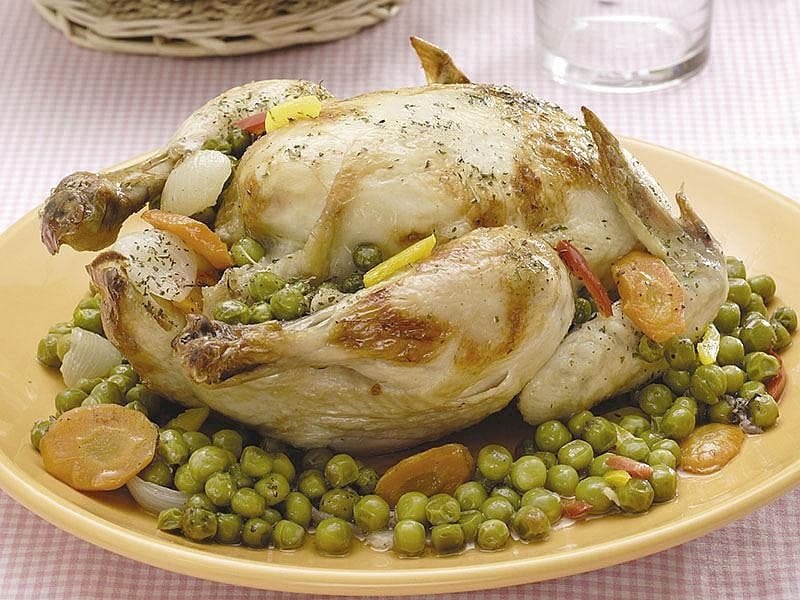 Fırında Bezelyeli Tavuk