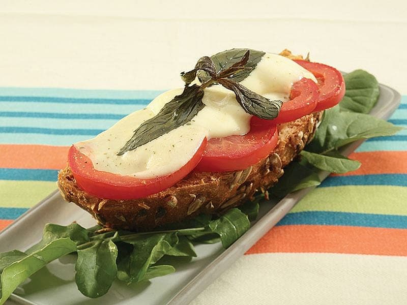 Fırında Peynirli Ekmek
