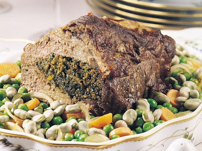 Fırında Sebzeli Kuzu Sarma